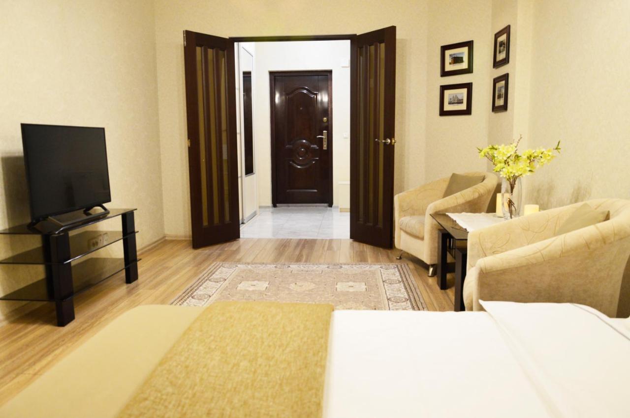 Comfort Apartments - Beautiful Suite By The Park Grodno Dış mekan fotoğraf
