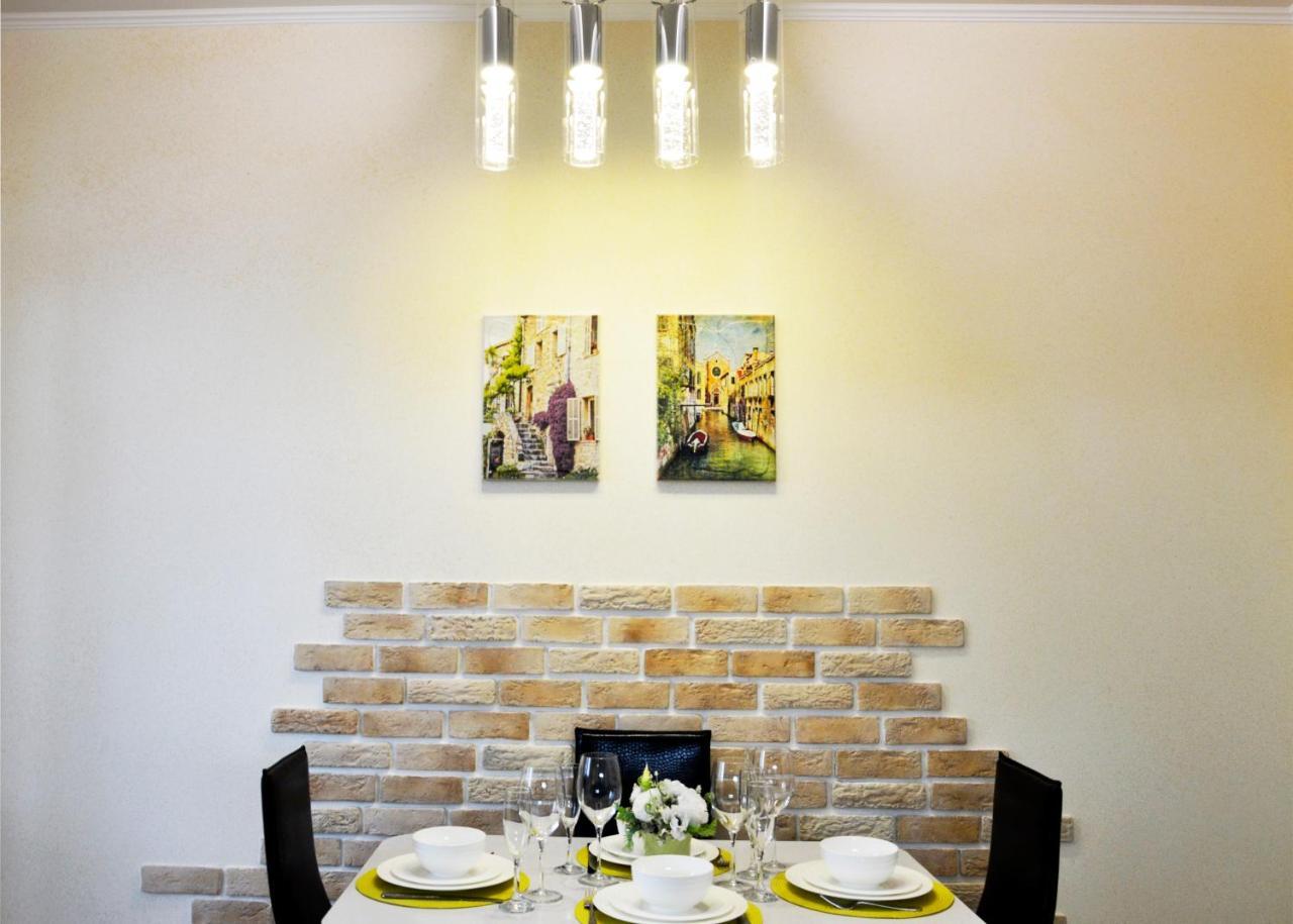 Comfort Apartments - Beautiful Suite By The Park Grodno Dış mekan fotoğraf