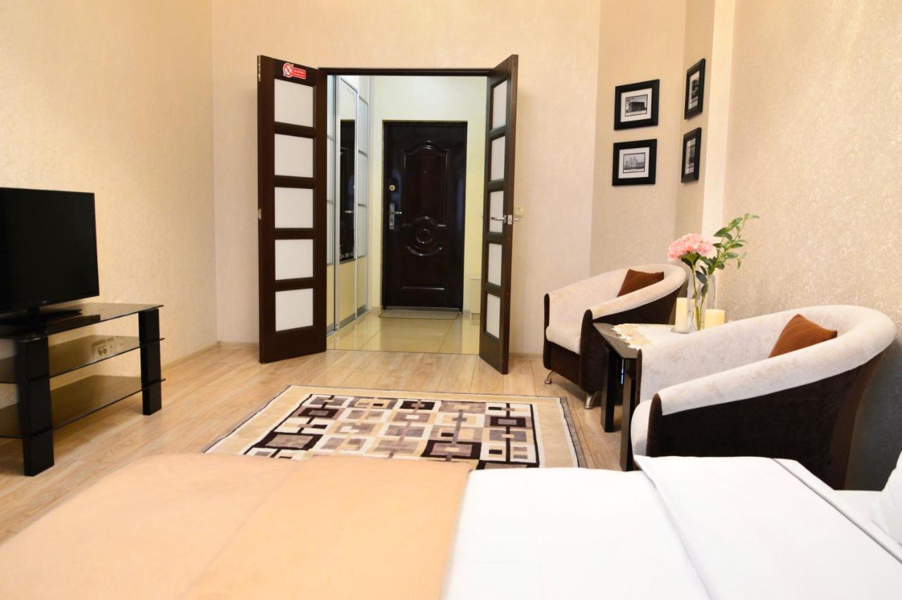 Comfort Apartments - Beautiful Suite By The Park Grodno Dış mekan fotoğraf