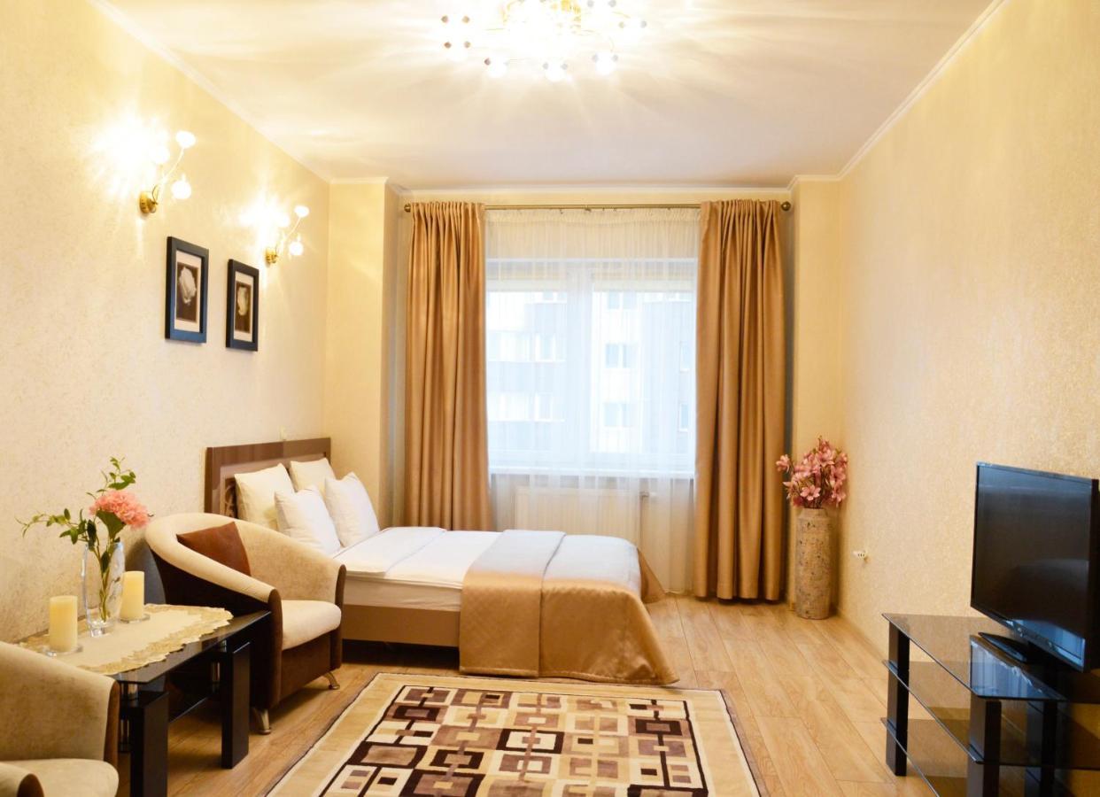 Comfort Apartments - Beautiful Suite By The Park Grodno Dış mekan fotoğraf